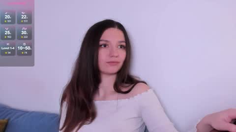 Snapshot of miabellee_ chatting on 16, 5, 2026 mia online show from 16, 5, 2026