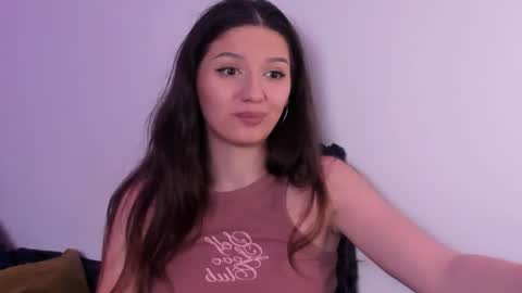 Snapshot of miabellee_ chatting on 18, 6, 2026 mia online show from 18, 6, 2026