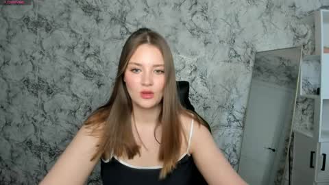 Mia online show from 9, 5, 2026