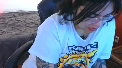 Mia online show from 24, 12, 2024