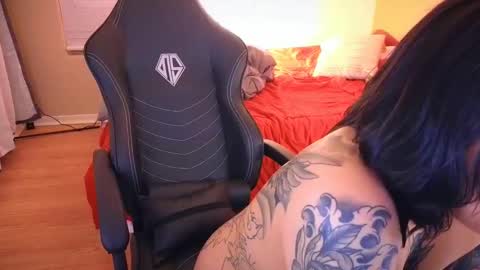 Mia online show from 16, 1, 2025