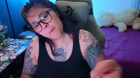 Mia online show from 4, 6, 2026