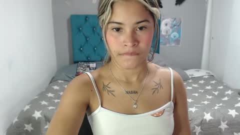 Snapshot of miacumgirl chatting on 4, 5, 2026 miacumgirl online show from 4, 5, 2026