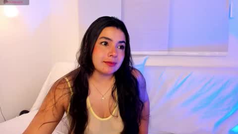 IG Yojanagomez  online show from 26, 3, 2026