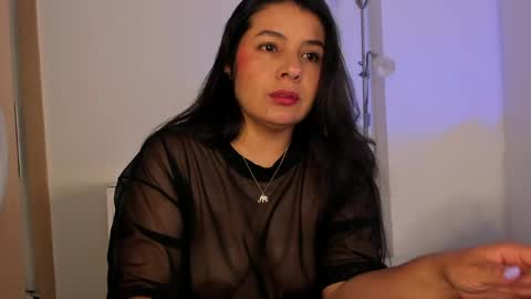 IG Yojanagomez  online show from 25, 5, 2026