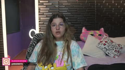 Mia online show from 23, 2, 2025