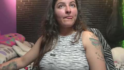 Mia online show from 19, 10, 2025