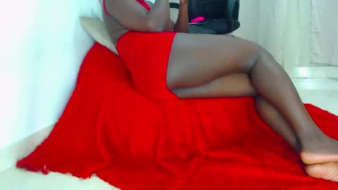 miafox2037 online show from 10, 4, 2026