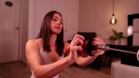 Mia online show from 29, 3, 2026