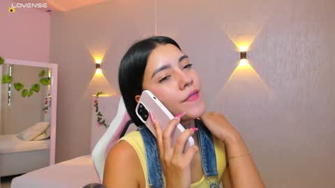 Mia Gomez online show from 29, 1, 2025