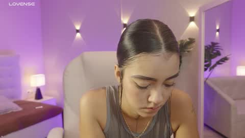 Mia Gomez online show from 8, 11, 2025