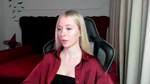 Mia online show from 27, 10, 2025