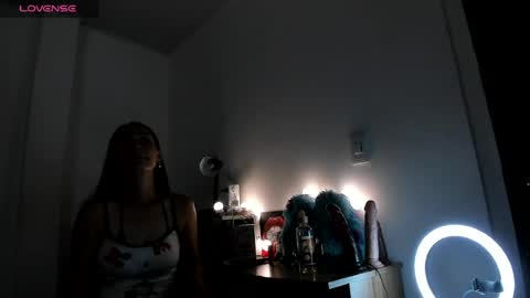 Mia online show from 4, 6, 2026