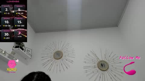 Miah Collins online show from 11, 11, 2025