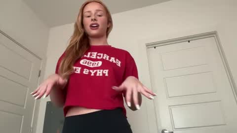 Snapshot of miaharperxox chatting on 30, 5, 2026 Mia Harper online show from 30, 5, 2026