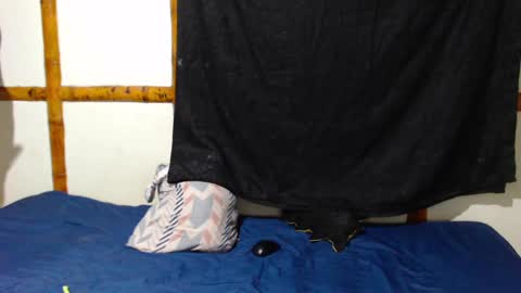 Mia  Sam online show from 1, 10, 2025