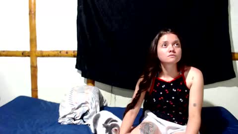 Mia  Sam online show from 24, 10, 2025