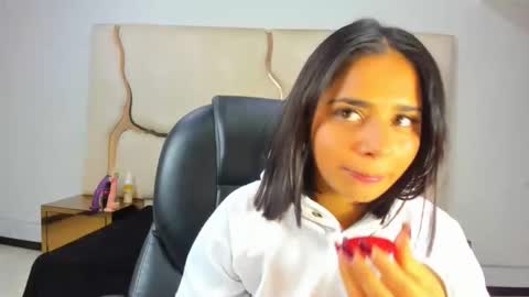 Snapshot of miahsex69 chatting on 15, 9, 2025 miahsex69 online show from 15, 9, 2025