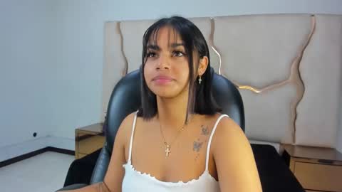 Snapshot of miahsex69 chatting on 18, 9, 2025 miahsex69 online show from 18, 9, 2025