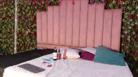 Mia online show from 17, 1, 2026