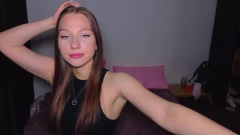 milanaaaa online show from 14, 2, 2025