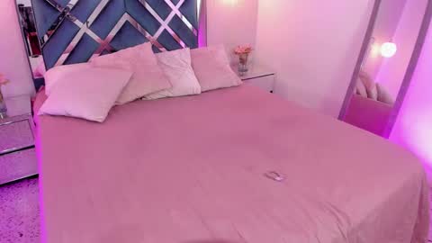 Snapshot of miakhalifa_7 chatting on 6, 3, 2025 Mia Khalifa online show from 6, 3, 2025