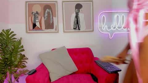 Snapshot of miakhalifa_7 chatting on 29, 9, 2025 Mia Khalifa online show from 29, 9, 2025