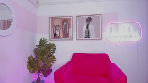 Mia Khalifa online show from 12, 1, 2026