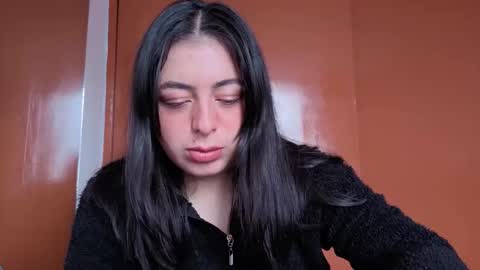 miakimky online show from 4, 11, 2025