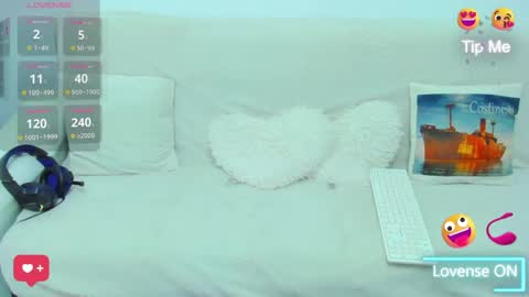 Snapshot of miakittyy chatting on 13, 5, 2026 Mia Kittyy online show from 13, 5, 2026