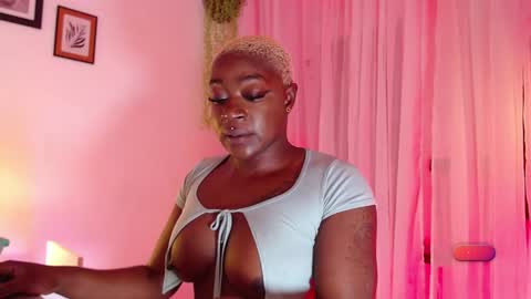 Mia online show from 5, 2, 2025