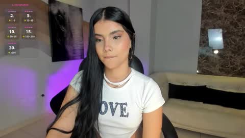 Call me Mia  online show from 27, 11, 2025