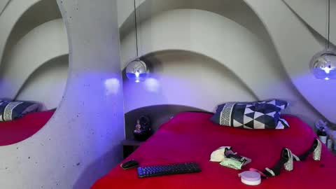 Mia 3 online show from 6, 2, 2026