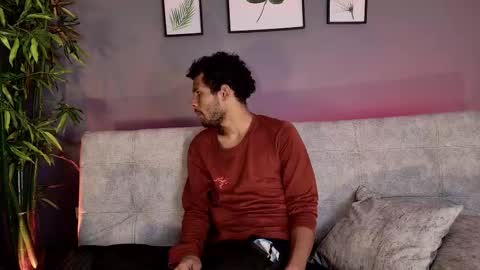 Mia online show from 18, 11, 2025