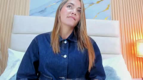 Snapshot of miamalkovaa_ chatting on 1, 6, 2026 Mia Malkova online show from 1, 6, 2026
