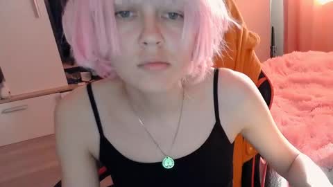 Mia online show from 5, 5, 2026