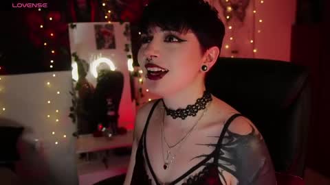 Snapshot of miami_18_ chatting on 24, 4, 2026 Lili online show from 24, 4, 2026