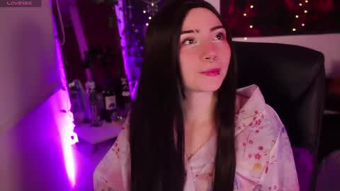 Lili online show from 5, 7, 2026