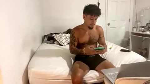 Snapshot of miamiclos1 chatting on 24, 2, 2026 miamiclos1 online show from 24, 2, 2026
