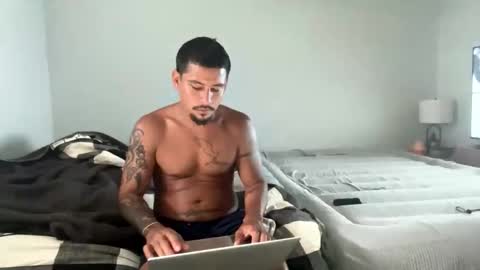 Snapshot of miamiclos1 chatting on 30, 5, 2026 miamiclos1 online show from 30, 5, 2026