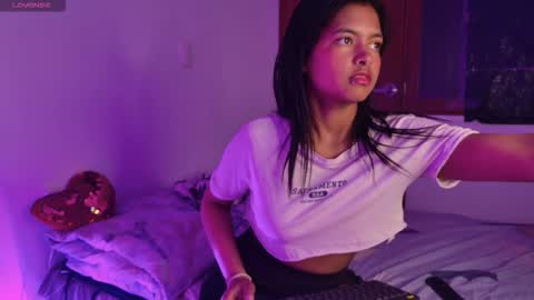 Mia Miller online show from 6, 11, 2025