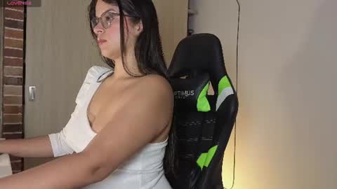 Mia online show from 15, 7, 2026