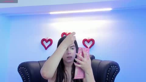 Mia   -5 7001400 Follow  online show from 24, 2, 2025