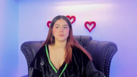 Mia   -5 7001400 Follow  online show from 25, 2, 2025