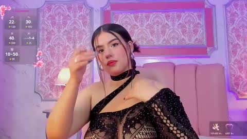 Mia   -5 7001400 Follow  online show from 7, 3, 2025