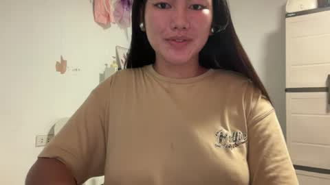 Snapshot of miamore_avida chatting on 3, 8, 2026 miamore_avida online show from 3, 8, 2026
