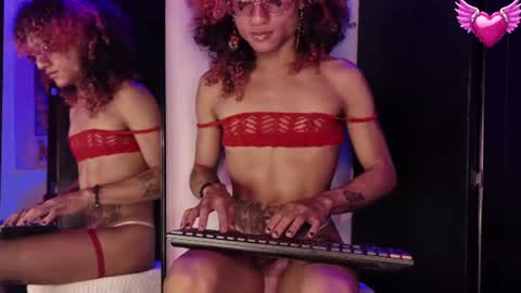 Snapshot of miancuntydoll chatting on 9, 6, 2026 MianCuntyDoll online show from 9, 6, 2026