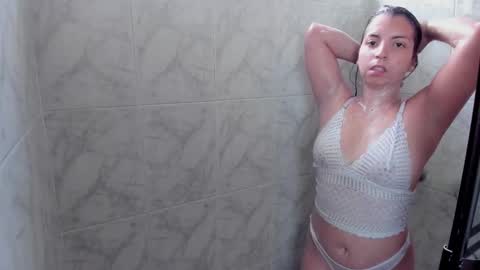 Mia online show from 4, 10, 2025