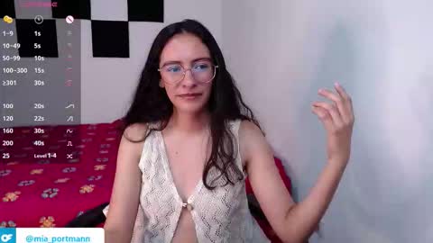 Snapshot of miaportman chatting on 14, 9, 2025 MIAPORTMANN online show from 14, 9, 2025