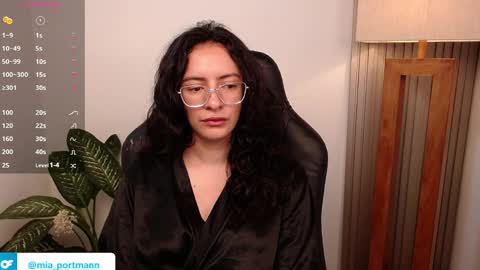 MIAPORTMANN online show from 30, 3, 2026